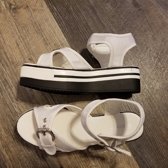 White Buckle Platform Sandals by Wanted sz 8 - Picture 4 of 8
